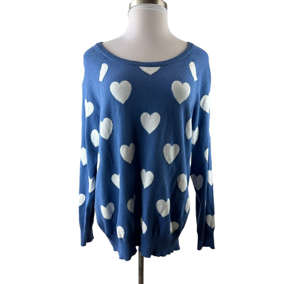 NWT Torrid Heart Print Sweater Blue White Wide Crew Neck Women's Plus Size 2 2X - Picture 3 of 12